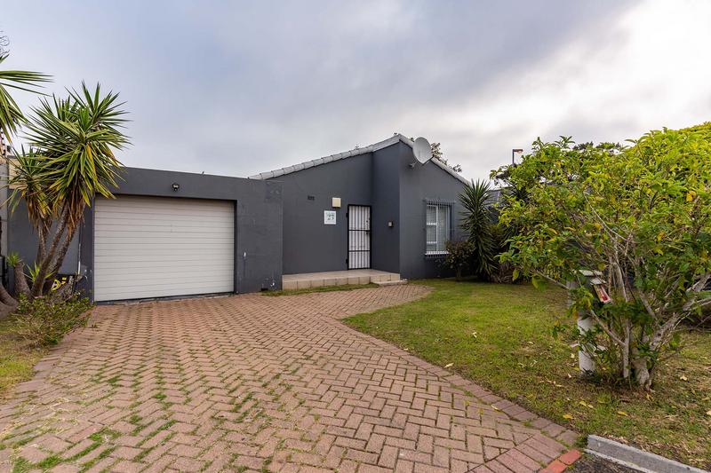 3 Bedroom Property for Sale in Wetton Western Cape